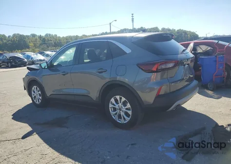 2023 Ford Escape Active z USA, uszkodzony, nr VIN 1FMCU0GN6PUB26011